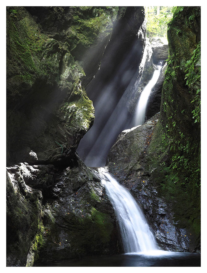 OM-D E-M1 Mark II／M.ZUIKO DIGITAL ED 12-40mm F2.8 PRO／26mm／マニュアル露出（F4.5、0.8秒）／ISO 200／WB：晴天／プリンター：エプソン SC-PX5VII／用紙：写真用紙クリスピア＜高光沢＞