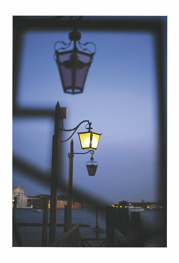 早朝のベネチアで撮ったコムロさんのカラー作品を「PX1V」でキャンソンの「エッチングラグ」にプリント