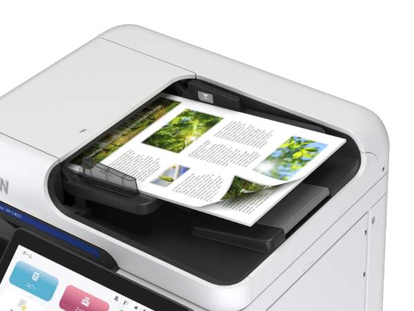 100枚セット可能なADFで、両面同時スキャン。A3/A4混在スキャンも可能