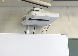 「EB-696UT」と連携してタブレットやプリンターを無線で運用