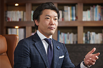 株式会社ホテル泉慶 常務取締役 飯田武志 様