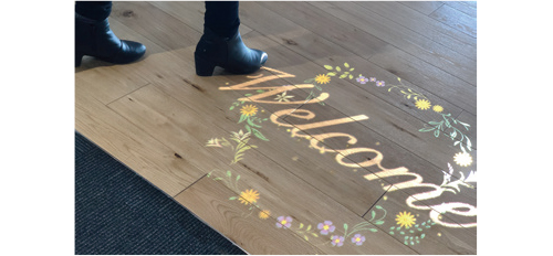 Epson Creative Projectionの利用イメージ