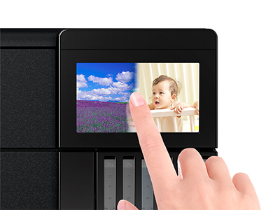 4.3型タッチパネル液晶で文字が大きく読みやすい