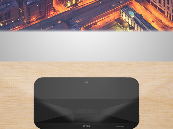 壁際に置くだけで大画面