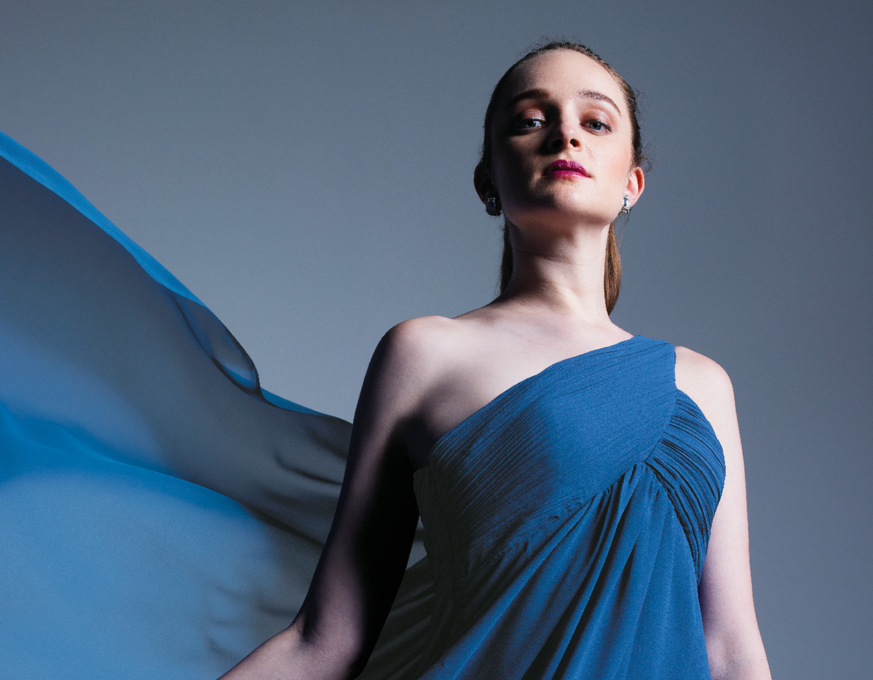 青の階調が深く繊細にブルー領域が思いのまま