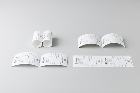  上段：従来のTM-m30シリーズ 下段：TM-m30Ⅲ-H 左列：用紙残量少時 右列：用紙残量多時