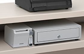 前面オペレーションでコンパクトボディー