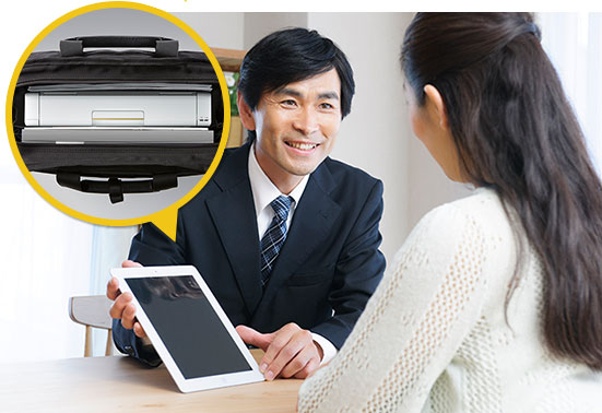 保険外交員のモバイルプリンター利用シーン